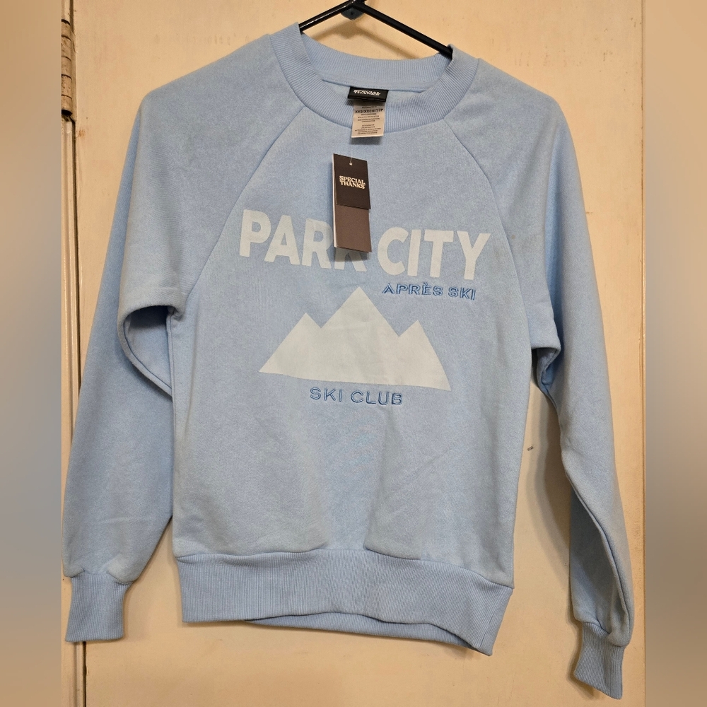 Special Thanks Sweater Light Blue Park City Crewneck